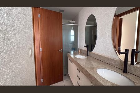 Suite 1 de apartamento para alugar com 2 quartos, 90m² em Setor Bueno, Goiânia