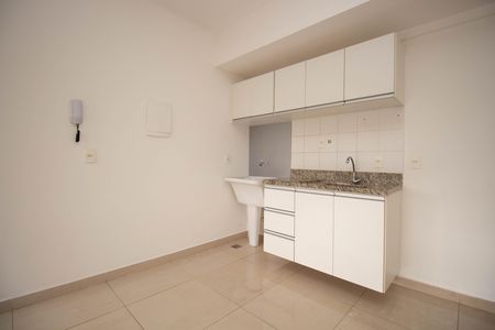 Studio para alugar com 44m², 1 quarto e 1 vaga Studio para alugar com 44m², 1 quarto e 1 vagaCozinha e Área de Serviço