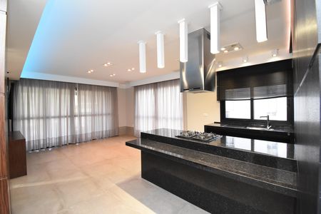 Sala/Cozinha de apartamento para alugar com 1 quarto, 87m² em Batel, Curitiba