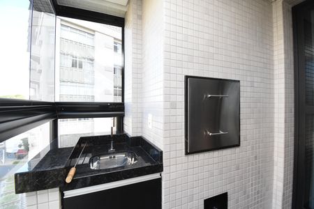 Apartamento para alugar com 87m², 1 quarto e 1 vagaSacada com Churrasqueira