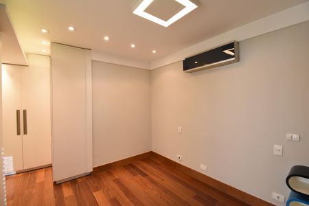 Apartamento para alugar com 87m², 1 quarto e 1 vagaSuíte