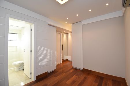 Apartamento para alugar com 87m², 1 quarto e 1 vagaSuíte