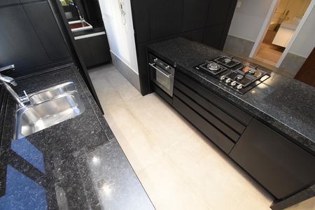 Sala/Cozinha de apartamento para alugar com 1 quarto, 87m² em Batel, Curitiba