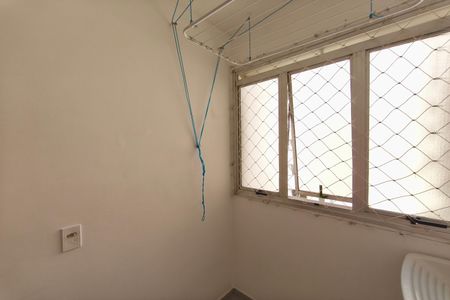 Apartamento à venda com 58m², 3 quartos e 1 vaga Apartamento à venda com 58m², 3 quartos e 1 vagaÁrea de Serviço
