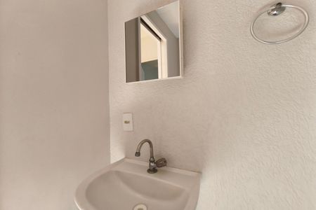 Apartamento à venda com 58m², 3 quartos e 1 vaga Apartamento à venda com 58m², 3 quartos e 1 vagaBanheiro