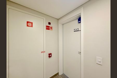 Studio à venda com 24m², 1 quarto e sem vagaHall Apartamento 