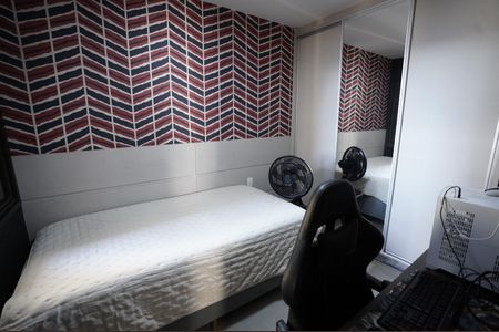 Casa à venda com 99m², 2 quartos e 2 vagas