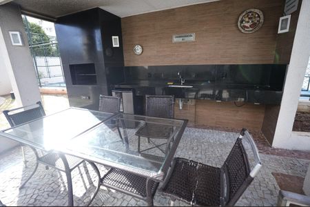 Casa à venda com 99m², 2 quartos e 2 vagas