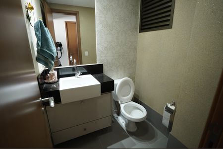 Casa à venda com 99m², 2 quartos e 2 vagas