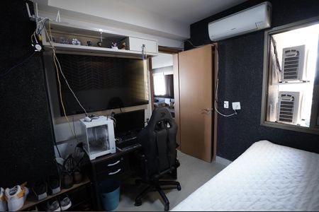 Casa à venda com 99m², 2 quartos e 2 vagas
