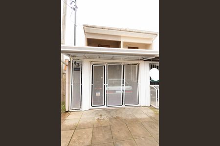 Casa à venda com 78m², 2 quartos e 1 vaga