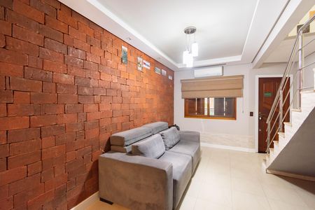 Casa à venda com 78m², 2 quartos e 1 vaga