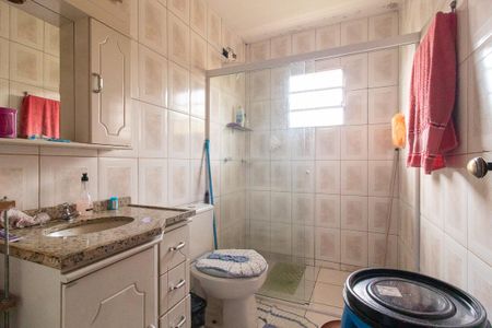 Casa à venda com 120m², 5 quartos e 1 vaga Casa à venda com 120m², 5 quartos e 1 vagaBanheiro Social