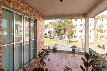 Casa à venda com 120m², 5 quartos e 1 vaga Casa à venda com 120m², 5 quartos e 1 vagaVista do Quarto 3