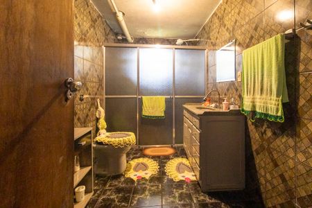Casa à venda com 120m², 5 quartos e 1 vaga Casa à venda com 120m², 5 quartos e 1 vagaBanheiro Social