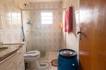 Casa à venda com 120m², 5 quartos e 1 vaga Casa à venda com 120m², 5 quartos e 1 vagaBanheiro Social