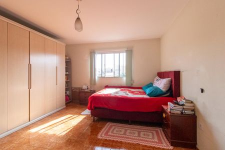 Casa à venda com 120m², 5 quartos e 1 vaga Casa à venda com 120m², 5 quartos e 1 vagaQuarto 4