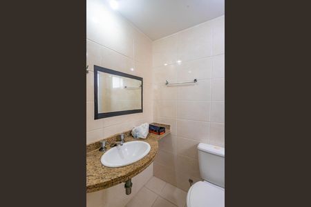 Apartamento à venda com 69m², 3 quartos e 2 vagas Apartamento à venda com 69m², 3 quartos e 2 vagasBanheiro da suíte