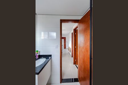 Apartamento para alugar com 36m², 2 quartos e sem vagaBanheiro