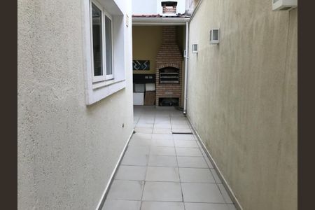 Casa de condomínio à venda com 120m², 3 quartos e 2 vagasFoto 02