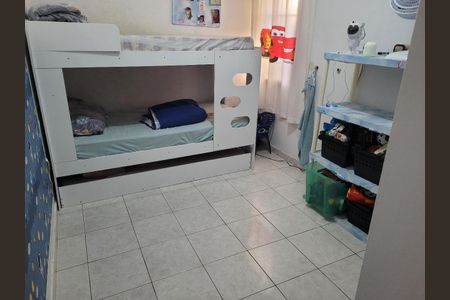DORMITÓRIO de casa à venda com 3 quartos, 151m² em Santo Antônio, Osasco