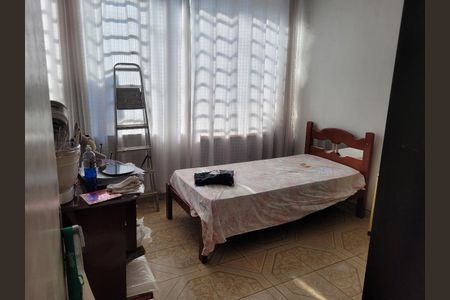 DORMITÓRIO de casa à venda com 3 quartos, 151m² em Santo Antônio, Osasco