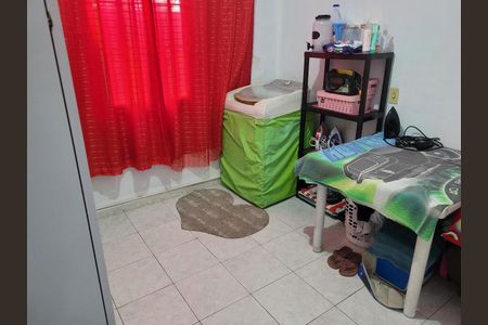 DORMITÓRIO de casa à venda com 3 quartos, 151m² em Santo Antônio, Osasco