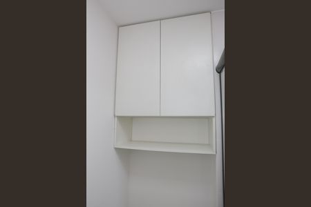 Banheiro de kitnet/studio para alugar com 1 quarto, 21m² em Perdizes, São Paulo