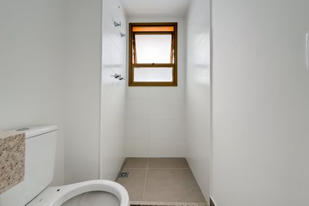 Apartamento à venda com 132m², 4 quartos e 2 vagas Apartamento à venda com 132m², 4 quartos e 2 vagasBanheiro da Suíte 1