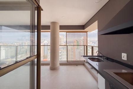Apartamento à venda com 132m², 4 quartos e 2 vagas Apartamento à venda com 132m², 4 quartos e 2 vagasVaranda Gourmet