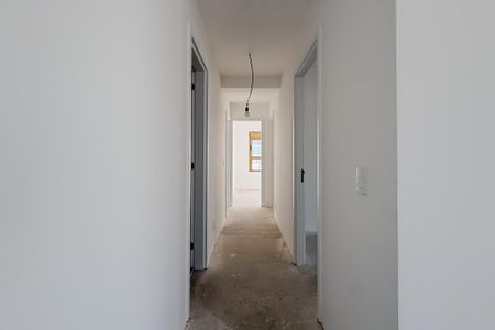 Apartamento à venda com 132m², 4 quartos e 2 vagas Apartamento à venda com 132m², 4 quartos e 2 vagasCorredor