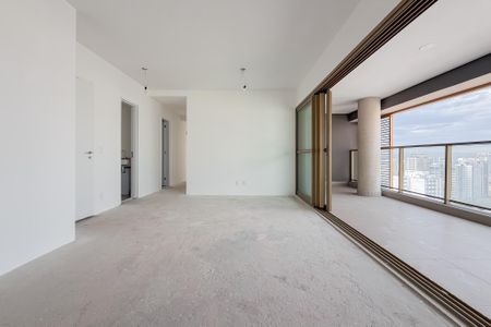 Apartamento à venda com 132m², 4 quartos e 2 vagas Apartamento à venda com 132m², 4 quartos e 2 vagasSala