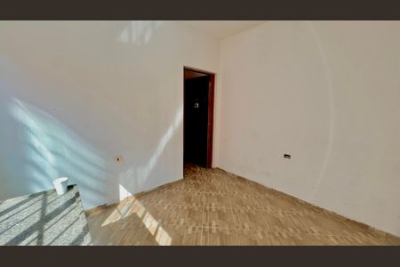 Cozinha de casa para alugar com 2 quartos, 55m² em Cidade Soberana, Guarulhos