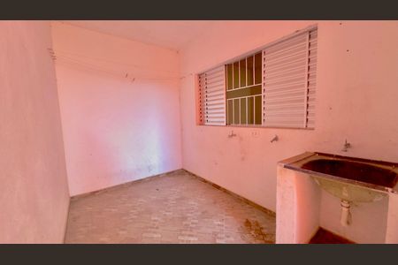 Casa para alugar com 55m², 2 quartos e sem vaga Casa para alugar com 55m², 2 quartos e sem vagaÁrea de serviço