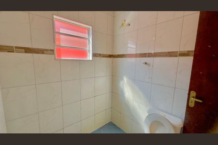 Casa para alugar com 55m², 2 quartos e sem vaga Casa para alugar com 55m², 2 quartos e sem vagaBanheiro