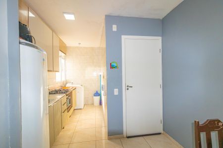 Apartamento à venda com 41m², 2 quartos e 1 vaga Apartamento à venda com 41m², 2 quartos e 1 vagaCozinha e Área de Serviço