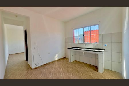Casa para alugar com 75m², 2 quartos e sem vaga Casa para alugar com 75m², 2 quartos e sem vagaCozinha