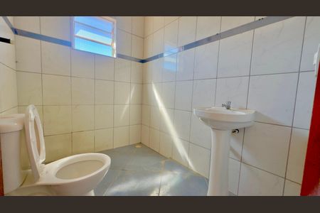 Casa para alugar com 75m², 2 quartos e sem vaga Casa para alugar com 75m², 2 quartos e sem vagaBanheiro