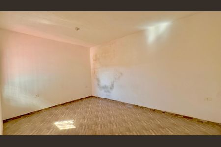 Casa para alugar com 75m², 2 quartos e sem vaga Casa para alugar com 75m², 2 quartos e sem vagaQuarto