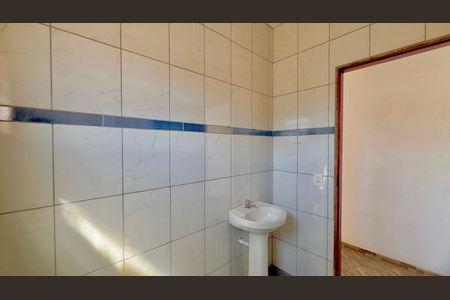 Casa para alugar com 75m², 2 quartos e sem vaga Casa para alugar com 75m², 2 quartos e sem vagaBanheiro