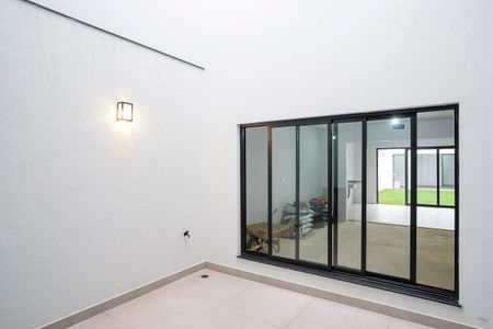 Casa à venda com 220m², 3 quartos e 4 vagasJardim de inverno