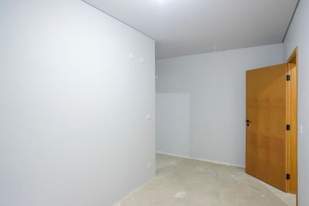 Casa à venda com 220m², 3 quartos e 4 vagasSuíte 2