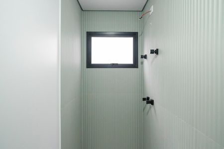 Casa à venda com 220m², 3 quartos e 4 vagasBanheiro da suíte 2