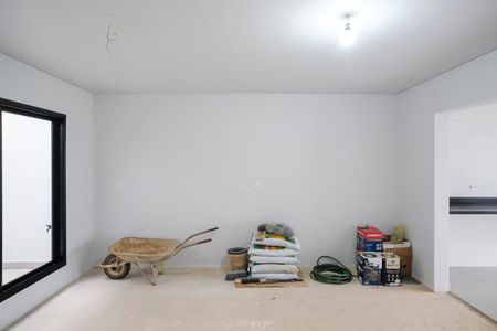 Casa à venda com 220m², 3 quartos e 4 vagasSala