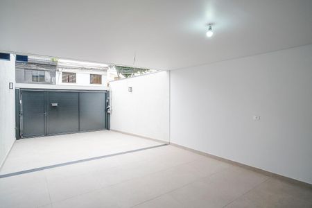 Casa à venda com 220m², 3 quartos e 4 vagasGaragem