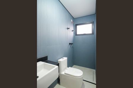 Casa à venda com 220m², 3 quartos e 4 vagasBanheiro da suíte 3