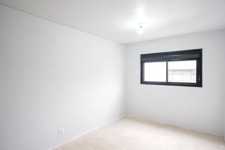 Casa à venda com 220m², 3 quartos e 4 vagasSuíte 1