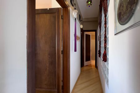 Corredor de apartamento à venda com 2 quartos, 106m² em Liberdade, São Paulo