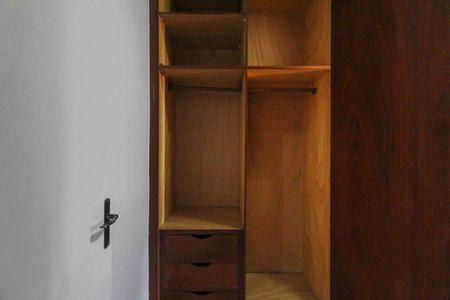 Closet de apartamento à venda com 2 quartos, 68m² em Vila Prudente, São Paulo