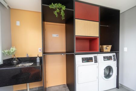 Apartamento para alugar com 50m², 2 quartos e 1 vaga Apartamento para alugar com 50m², 2 quartos e 1 vagaLavanderia